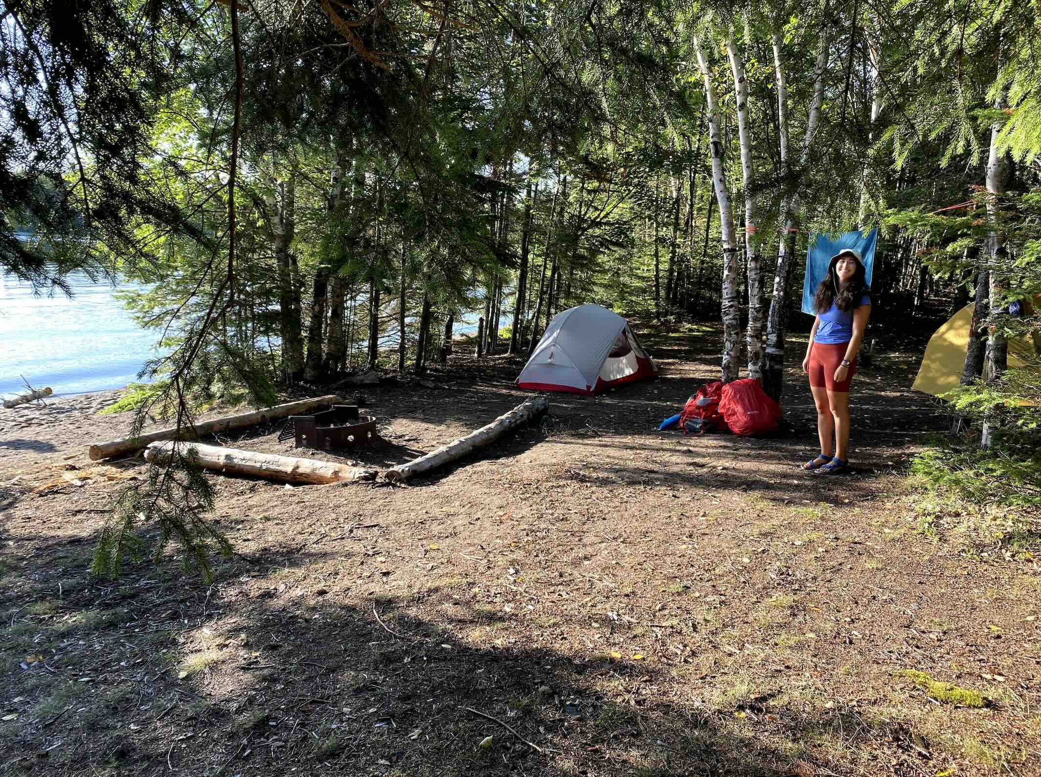tee harbour campsite on lake